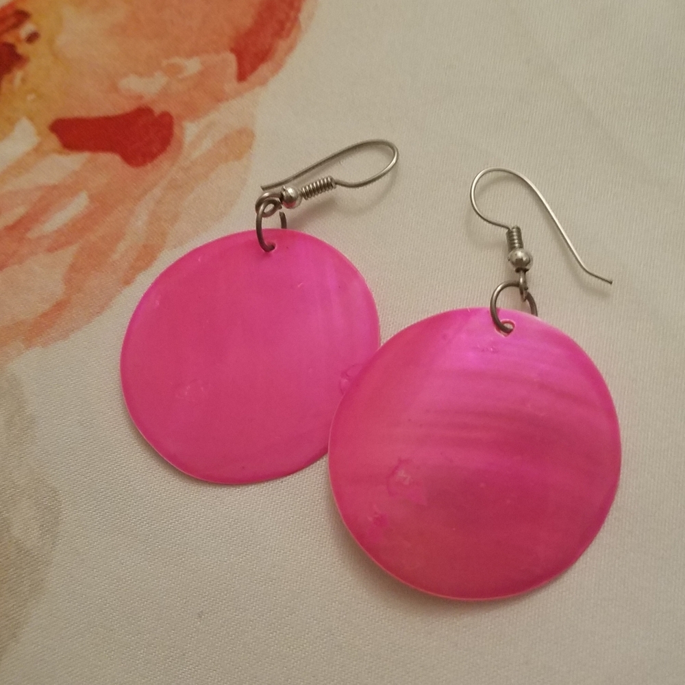 Fuchsia Mother of Pearl Earrings